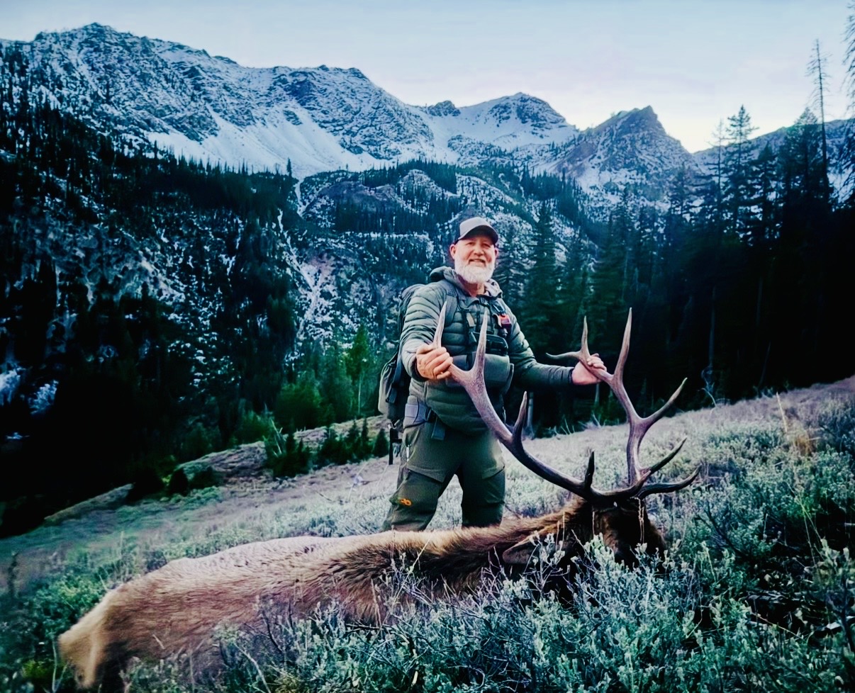 Hunting & Guns
